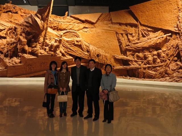 重温渡江战役历史、激发改革创新精神